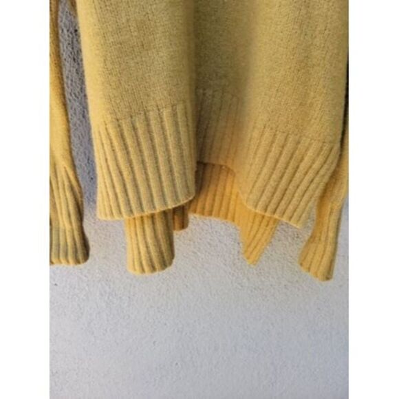 Bcbg Maxazria Steffe Gold Lambswool Blend Cold Shoulder Knit Sweater Chunky XS - Picture 6 of 8